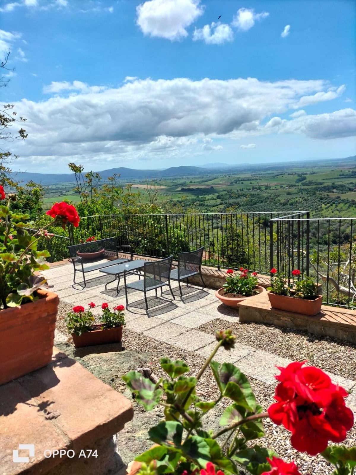 Tenuta Di Montemassi Fattoria 外观 照片